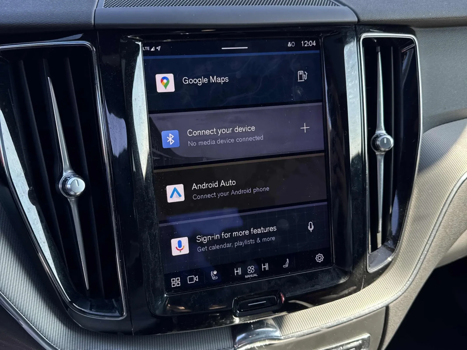 Volvo XC60 R-Design/ CARFAX/ПОДГРЕВИ/LED/PANO/NAVI - изображение 8