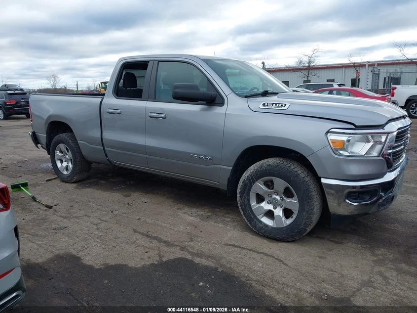 Dodge RAM 1500 Big Horn 4X4 6'4 Box, снимка 13 - Автомобили и джипове - 53808136