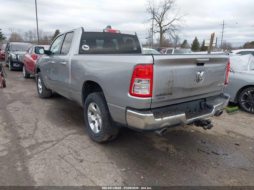 Dodge RAM 1500 Big Horn 4X4 6'4 Box, снимка 3 - Автомобили и джипове - 53808136