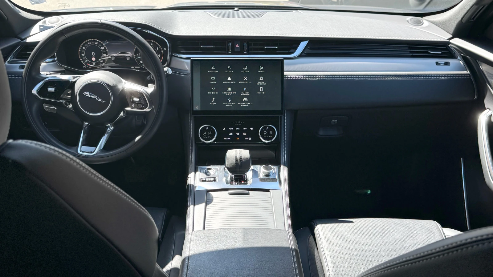 Jaguar F-PACE /R-DYNAMIC/ГАРАНЦИЯ 2028/ОПЦИЯ ЛИЗИНГ, снимка 9 - Автомобили и джипове - 54136286