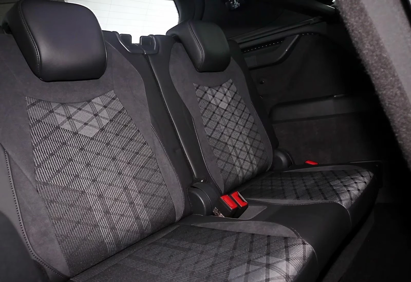 VW Tayron 2.0TDI 4MOTION R-LINE 360 BLACK-STYLE H/K 7-MЕСТЕН, снимка 9 - Автомобили и джипове - 54140438