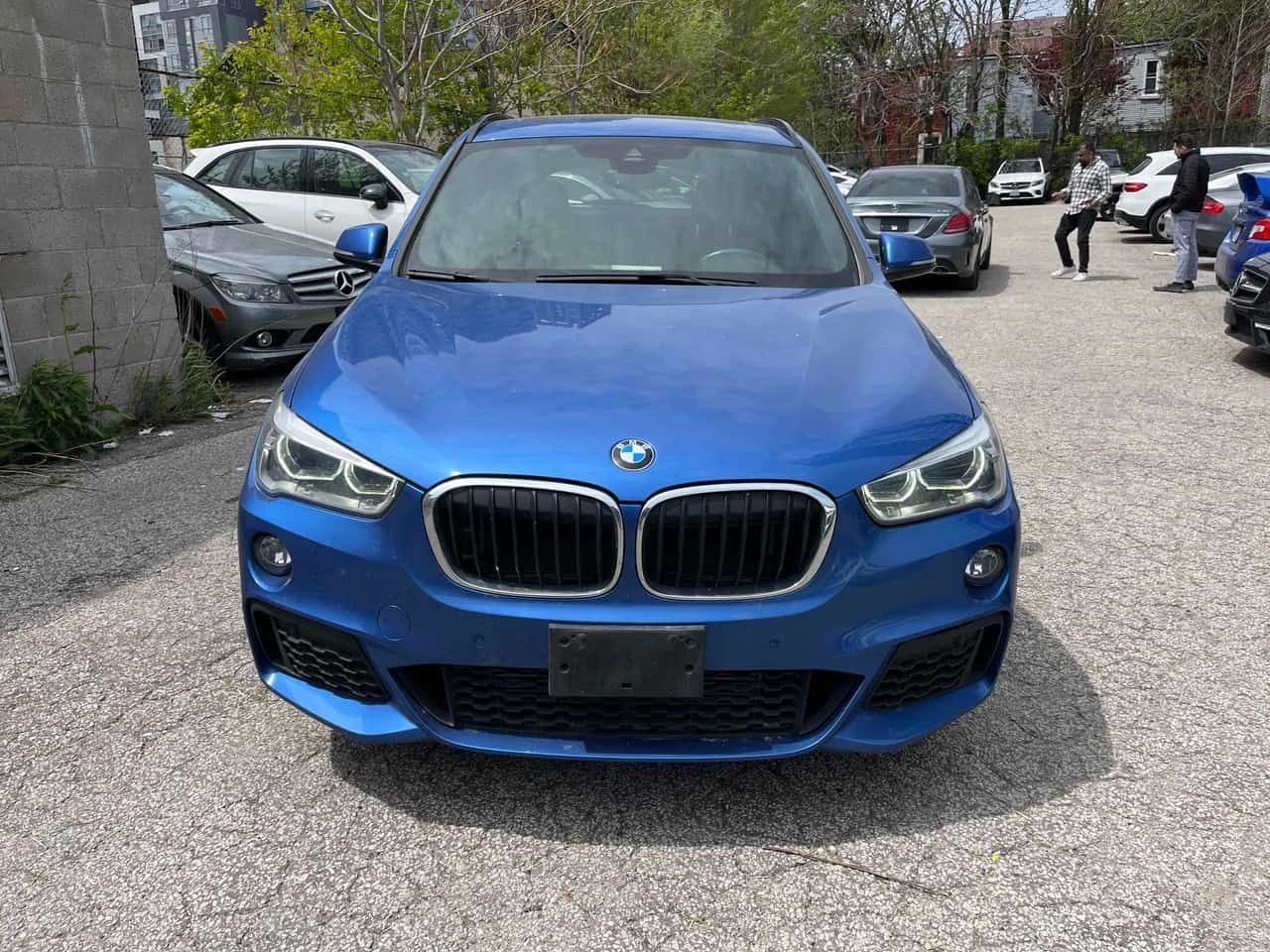 BMW X1 | M ПАКЕТ | HUD | CARFAX | ПОДГРЕВ | + ГУМИ ДЖАНТИ, снимка 6 - Автомобили и джипове - 54652737