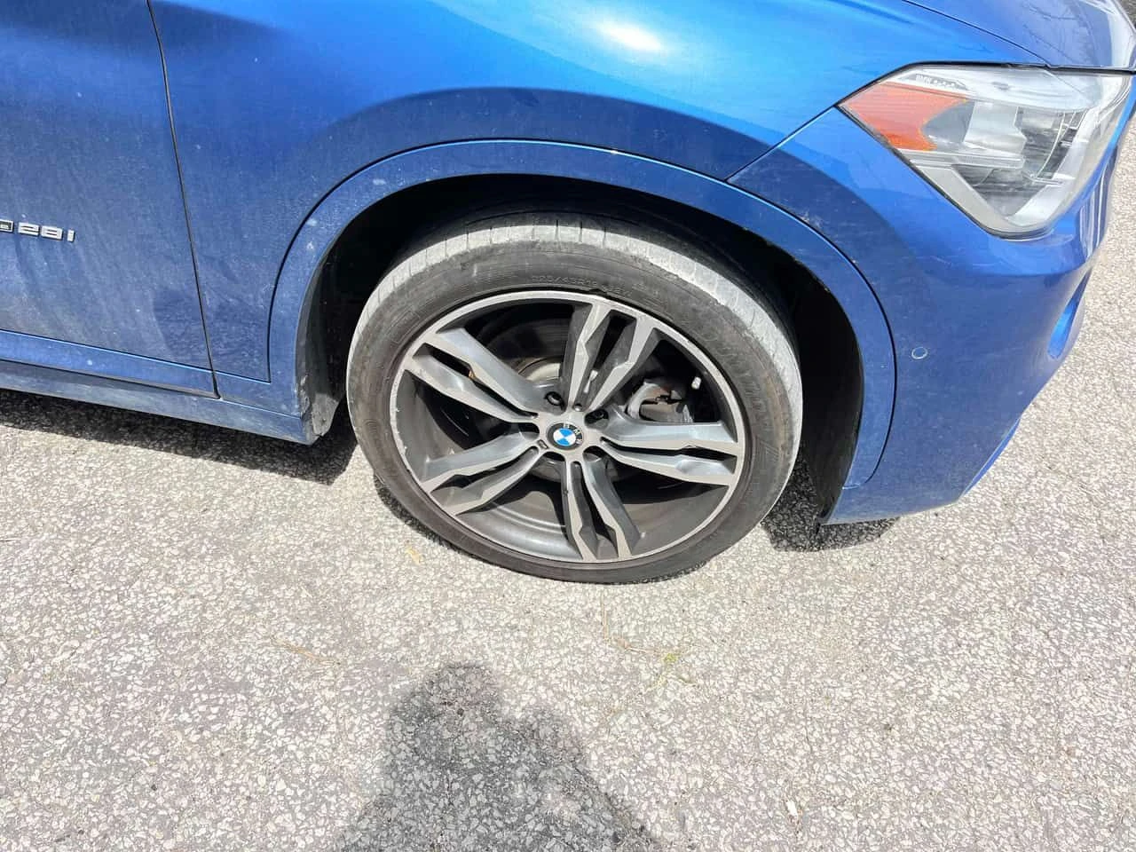 BMW X1 | M ПАКЕТ | HUD | CARFAX | ПОДГРЕВ | + ГУМИ ДЖАНТИ, снимка 7 - Автомобили и джипове - 54652737