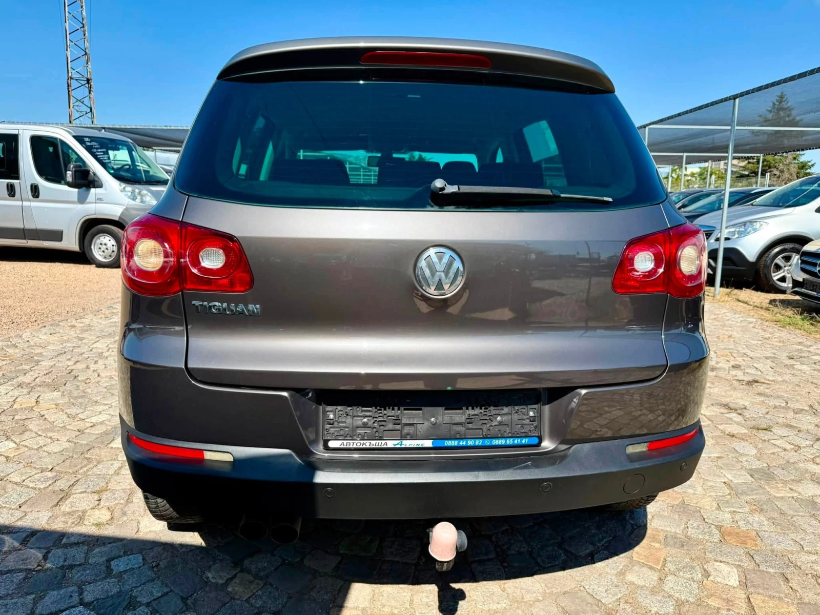 VW Tiguan 2.0 4x4 6-скорости, снимка 4 - Автомобили и джипове - 55888417