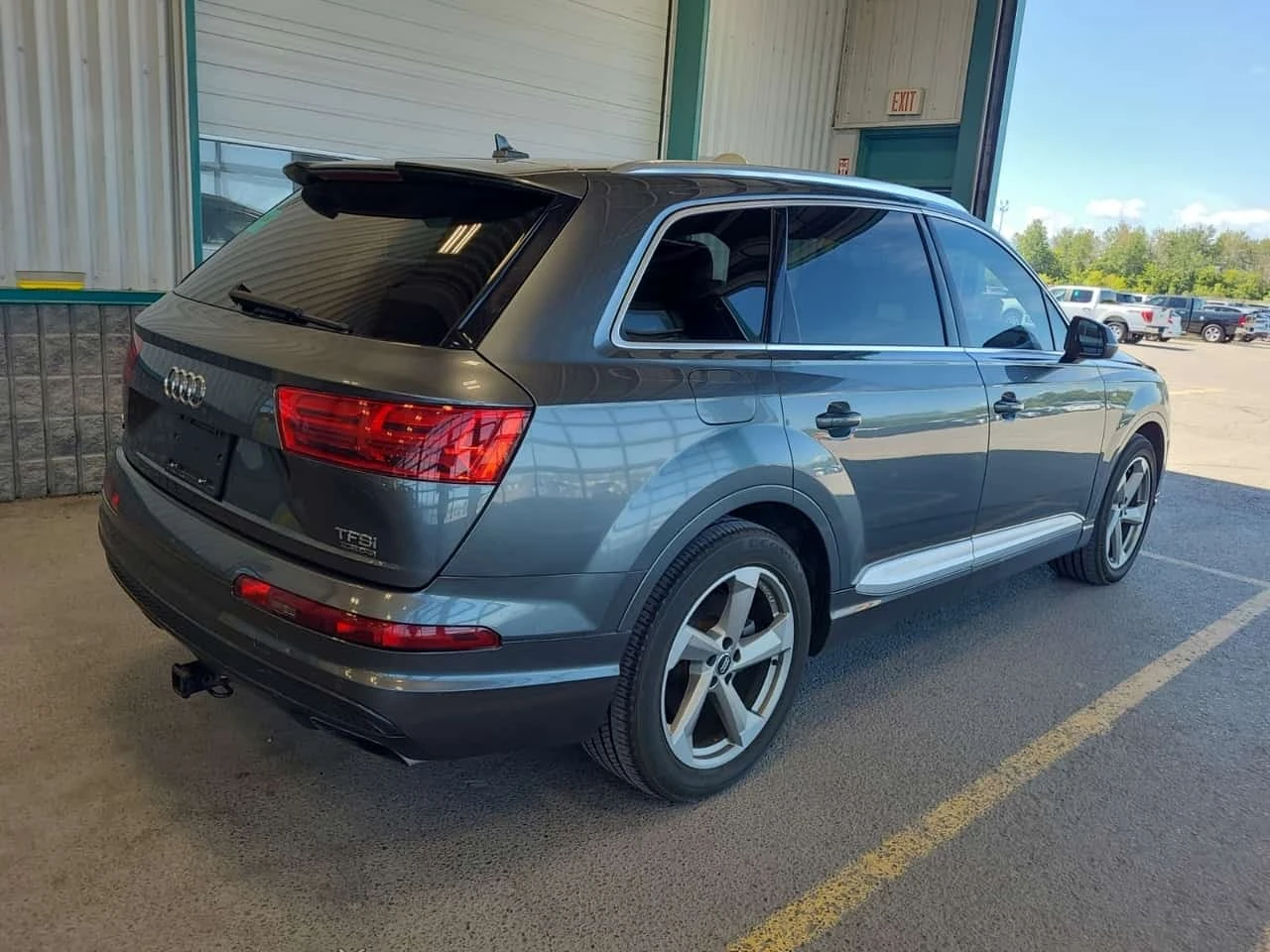 Audi Q7  3.0 Tfsi Quattro Tiptronic Technik / CARFAX , снимка 2 - Автомобили и джипове - 56273390