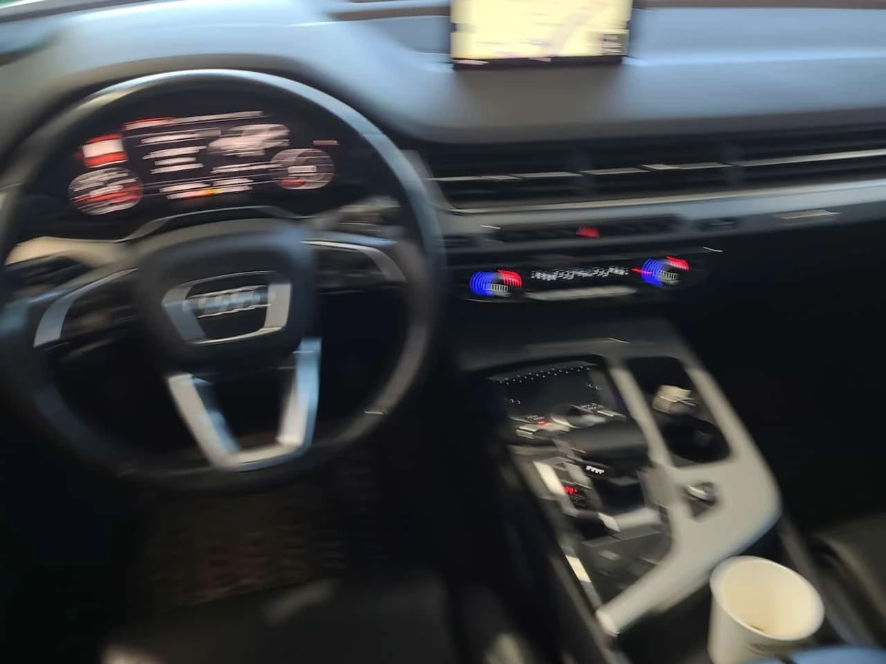 Audi Q7  3.0 Tfsi Quattro Tiptronic Technik / CARFAX , снимка 10 - Автомобили и джипове - 56273390