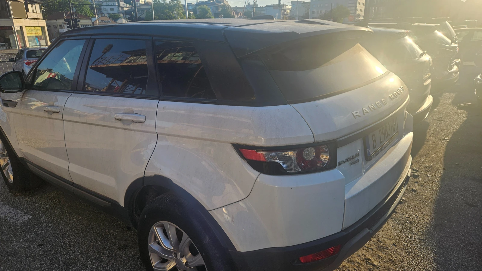 Land Rover Range Rover Evoque, снимка 3 - Автомобили и джипове - 56336430