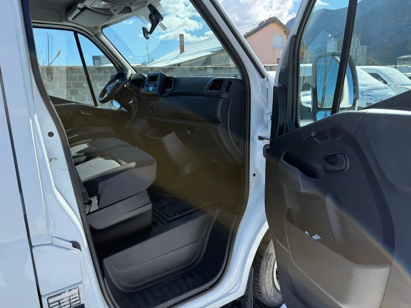 Renault Master 2.3DCI 180ps , снимка 10 - Бусове и автобуси - 53543279