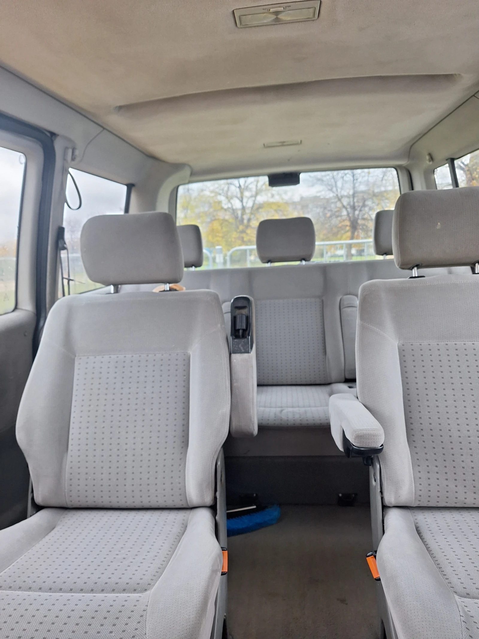 VW Caravelle  - изображение 10