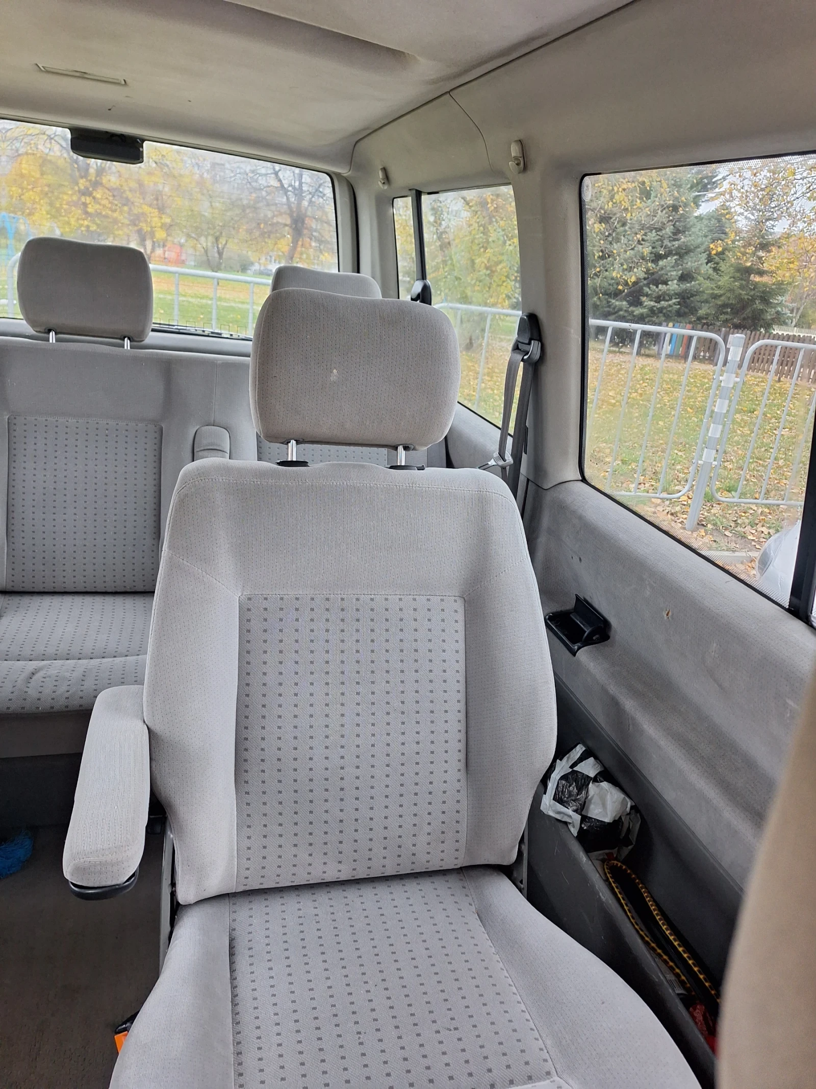 VW Caravelle  - изображение 7
