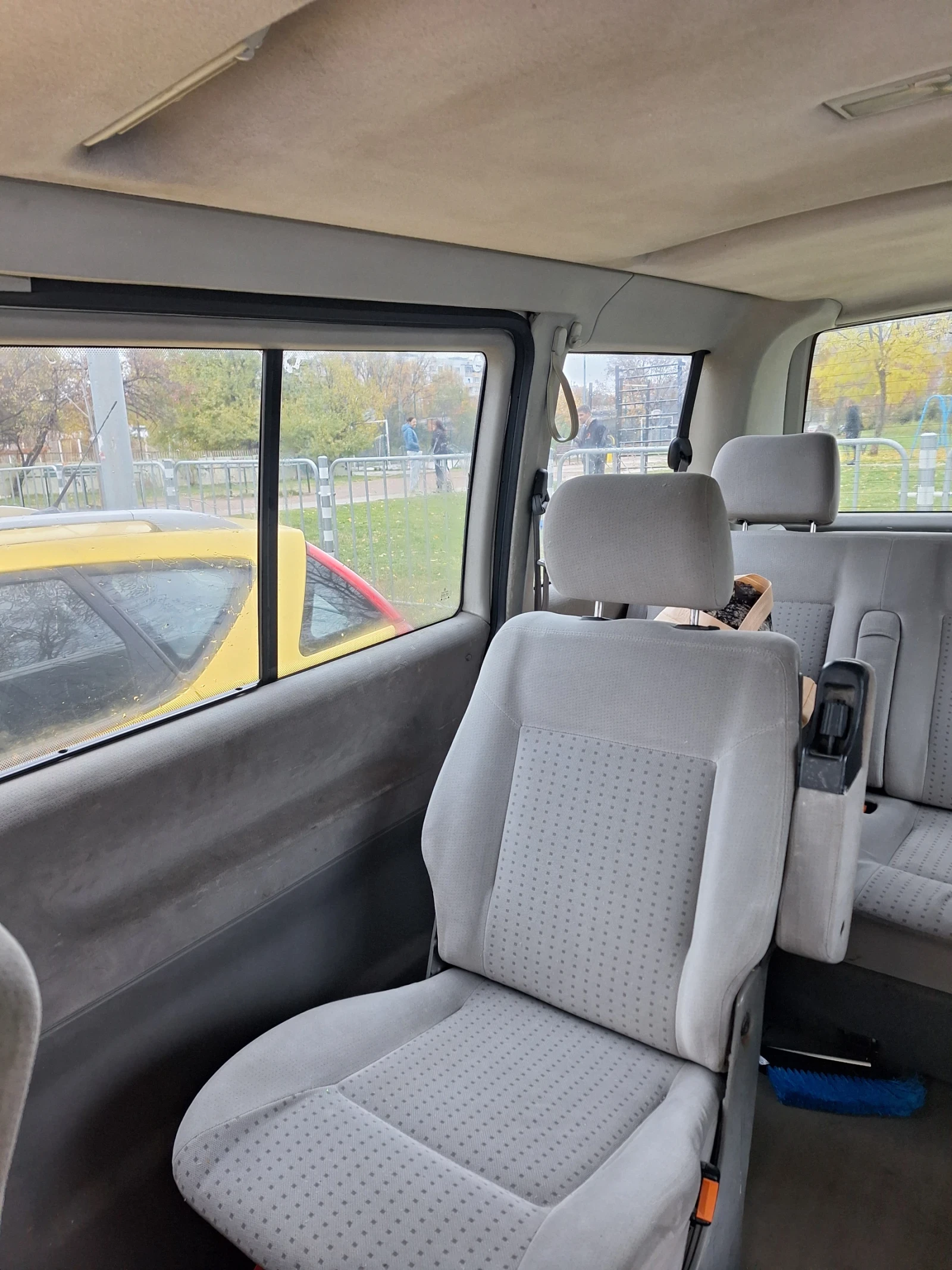 VW Caravelle  - изображение 9