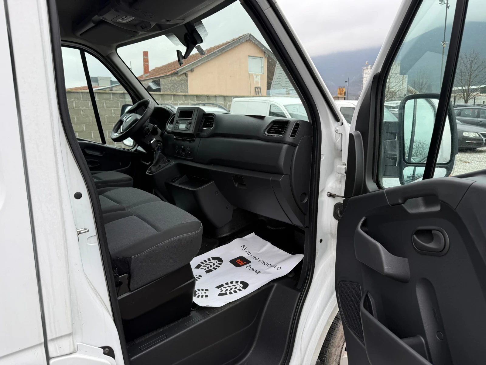 Renault Master 2.3DCI 180ps , снимка 9 - Бусове и автобуси - 53543279