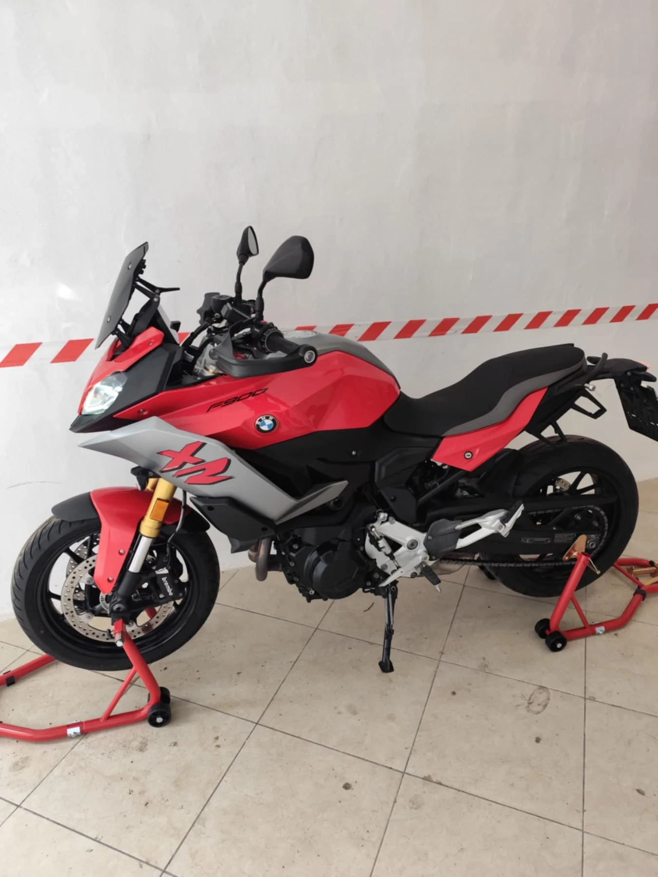 BMW F 900XR - изображение 2