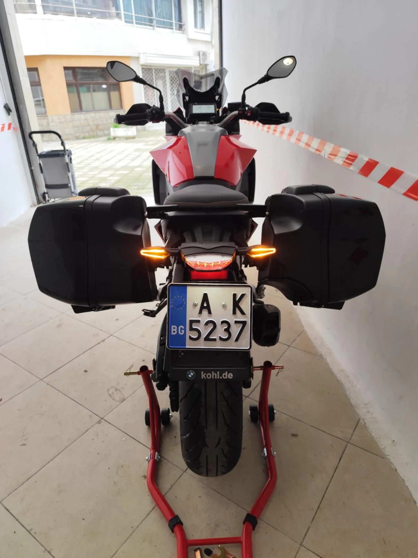 BMW F 900XR - изображение 4