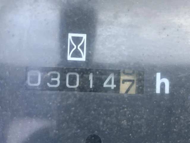 Багер Komatsu PC28UU / ПЕРФЕКТЕН ТЕХНИЧЕСКИ / ОЧАКВАН ВНОС, снимка 12 - Индустриална техника - 55957574