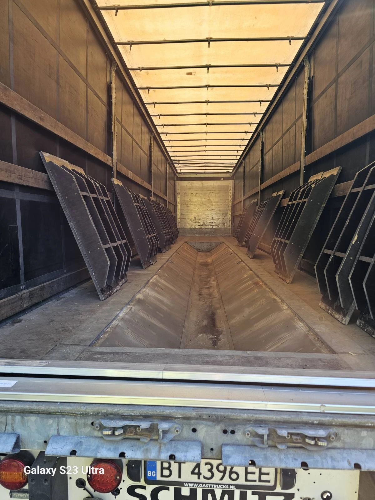  Schmitz  | Mobile.bg   9