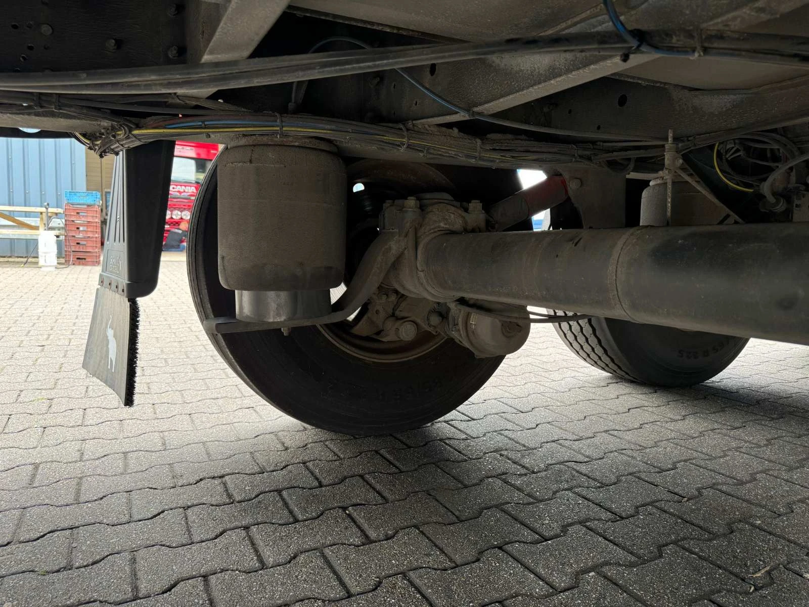  Schmitz  | Mobile.bg   7