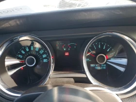 Ford Mustang 3.7l CPE V6, снимка 9