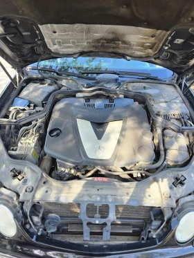 Mercedes-Benz E 320 CDI, снимка 11