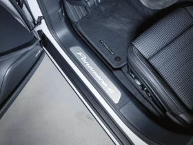 Porsche Panamera 4* E-HYBRID* HYPER* DISTR* 360CAM* MEMORY* KEYLESS, снимка 7