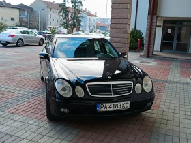  Mercedes-Benz 220