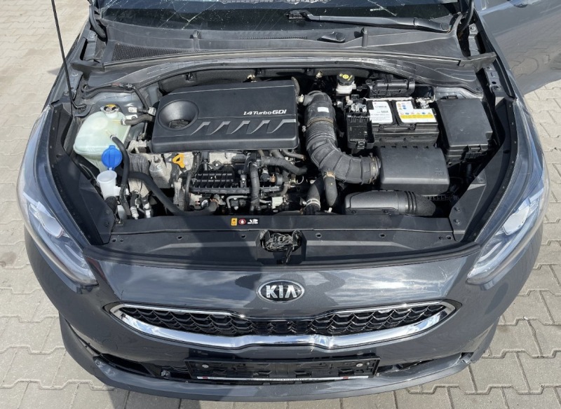 Kia Ceed 1.4 Turbo GDI, снимка 2 - Автомобили и джипове - 45210676