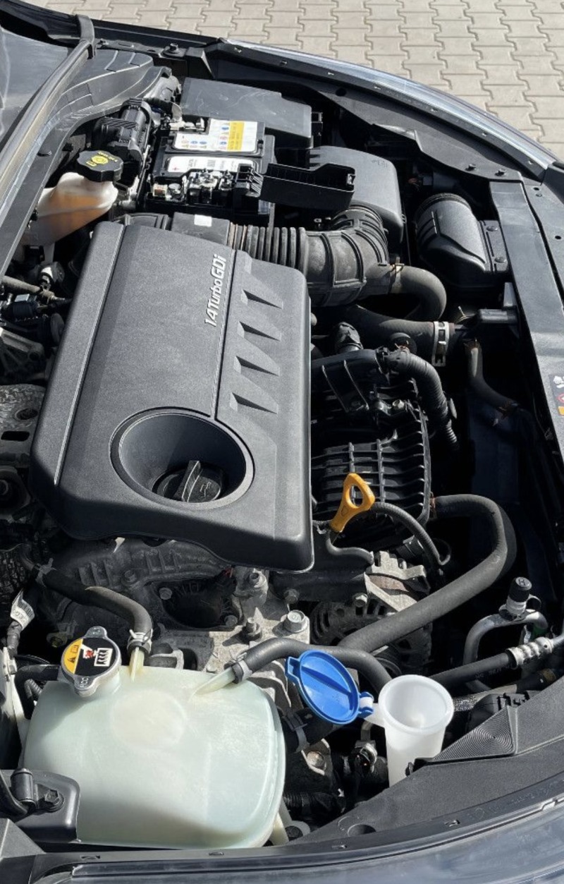 Kia Ceed 1.4 Turbo GDI, снимка 6 - Автомобили и джипове - 45210676