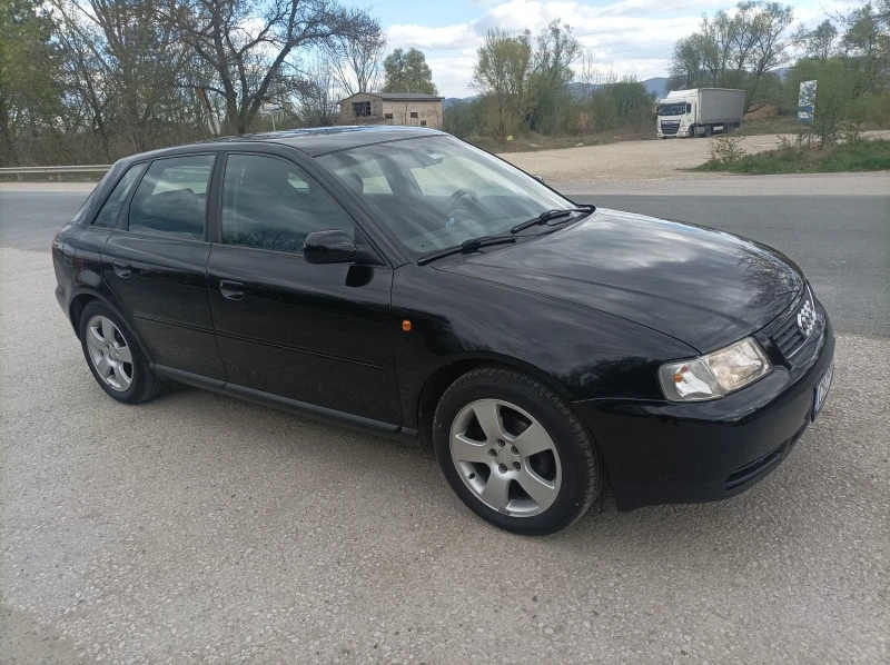 Audi A3 1.6 ГАЗ, КЛИМАТРОНИК, снимка 4 - Автомобили и джипове - 48032397