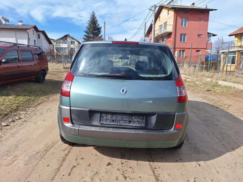 Renault Scenic 1.6 I / 16 v, снимка 6 - Автомобили и джипове - 46144292