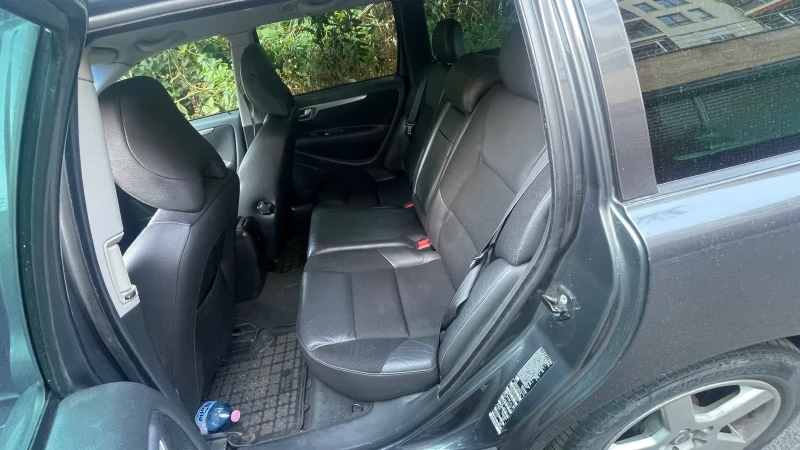 Volvo V70 ГАЗ LPG, снимка 10 - Автомобили и джипове - 51441921