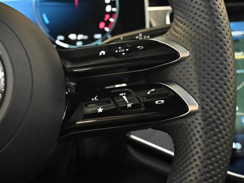 Mercedes-Benz E 300 e/AMG/PLUG-IN/CAMERA/LED/DISTRONIC/, снимка 10 - Автомобили и джипове - 51624906