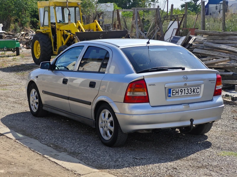 Opel Astra Isuzo, снимка 4 - Автомобили и джипове - 52526490