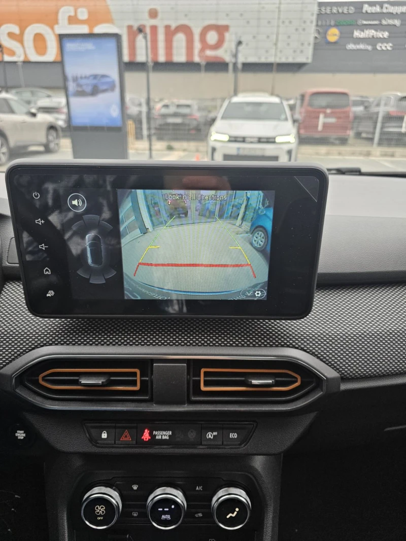 Dacia Sandero 1.0 TCe 90 Stop&Start LPG, снимка 10 - Автомобили и джипове - 52774194