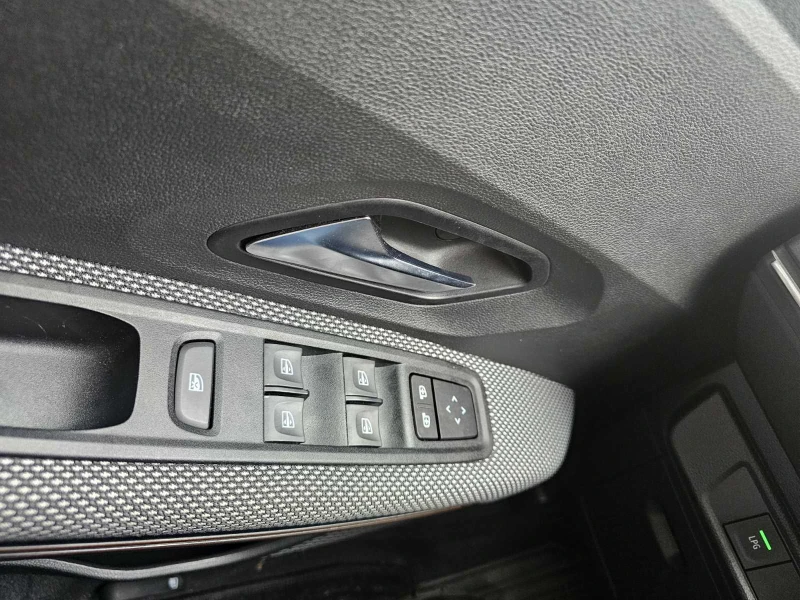 Dacia Sandero 1.0 TCe 90 Stop&Start LPG, снимка 11 - Автомобили и джипове - 52774194