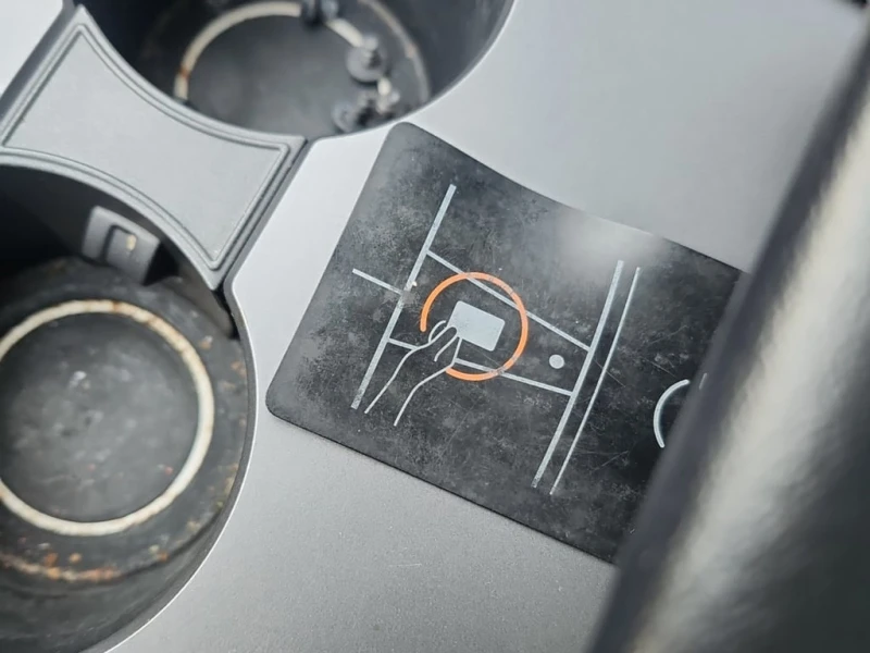 Tesla Model Y * LONG RANGE * CARFAX * БЕЗ ПЪРВОНАЧАЛНА ВНОСКА, снимка 8 - Автомобили и джипове - 53231756