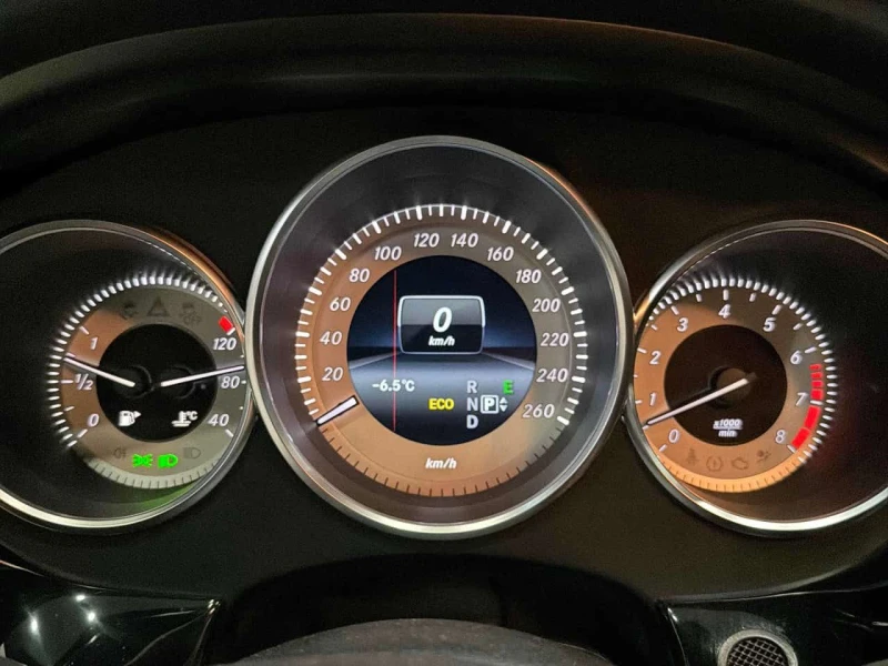Mercedes-Benz CLS 550 * CARFAX * ЦЕНА ДО БГ, снимка 11 - Автомобили и джипове - 53508684