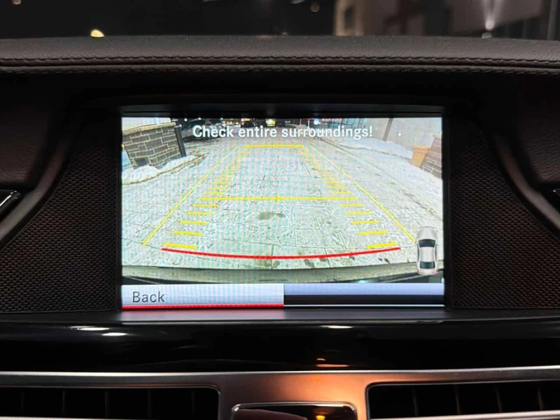 Mercedes-Benz CLS 550 * CARFAX * ЦЕНА ДО БГ, снимка 14 - Автомобили и джипове - 53508684