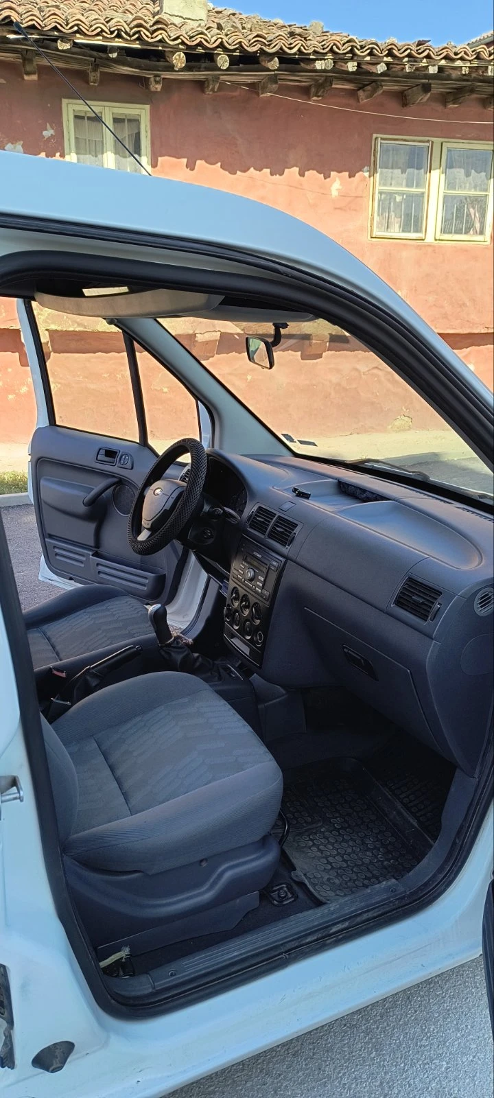 Ford Tourneo Connect | Mobile.bg   11