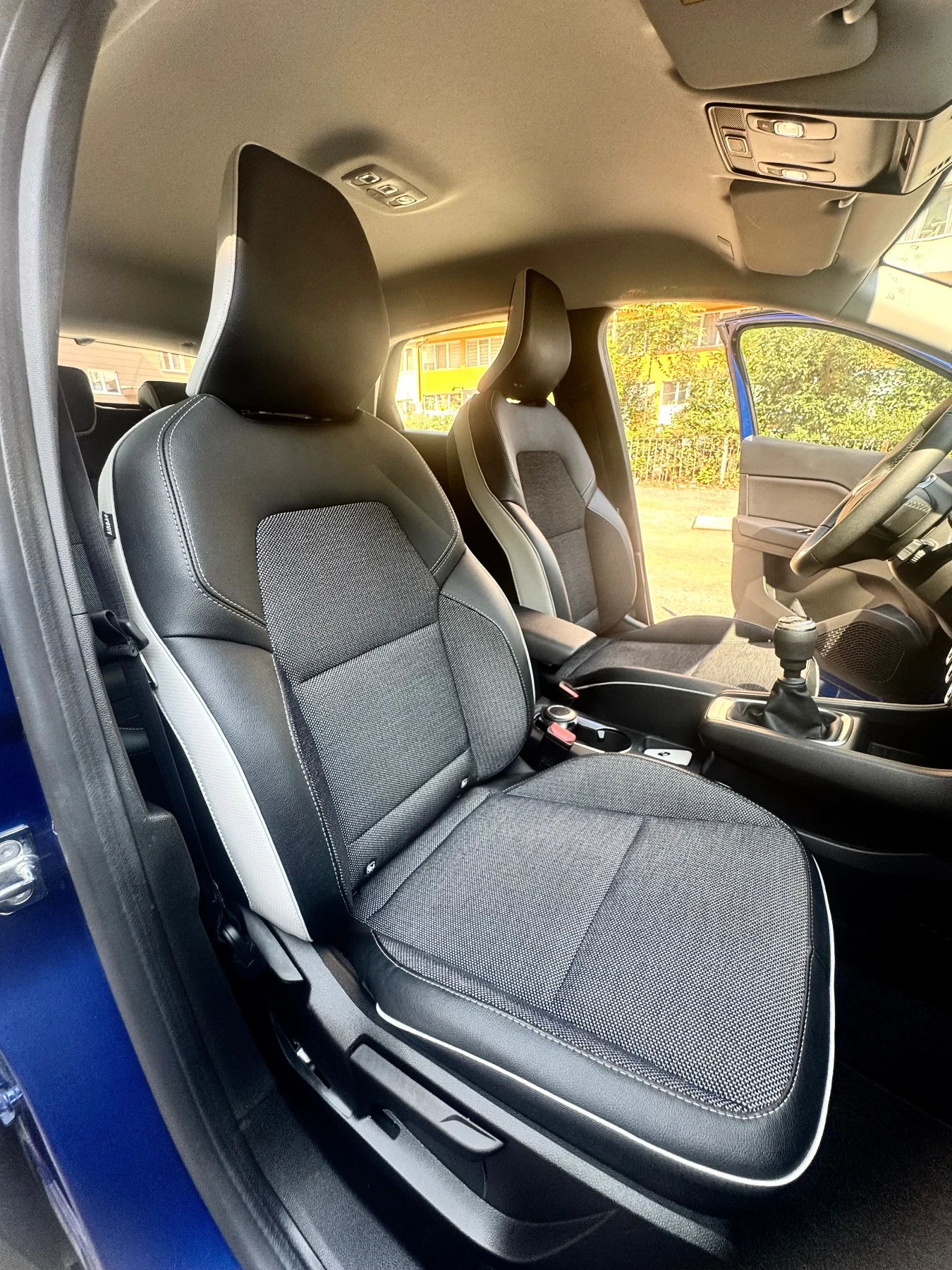 Renault Captur Intens TCe бензин LPG, 13800 км, гаранционен - изображение 10