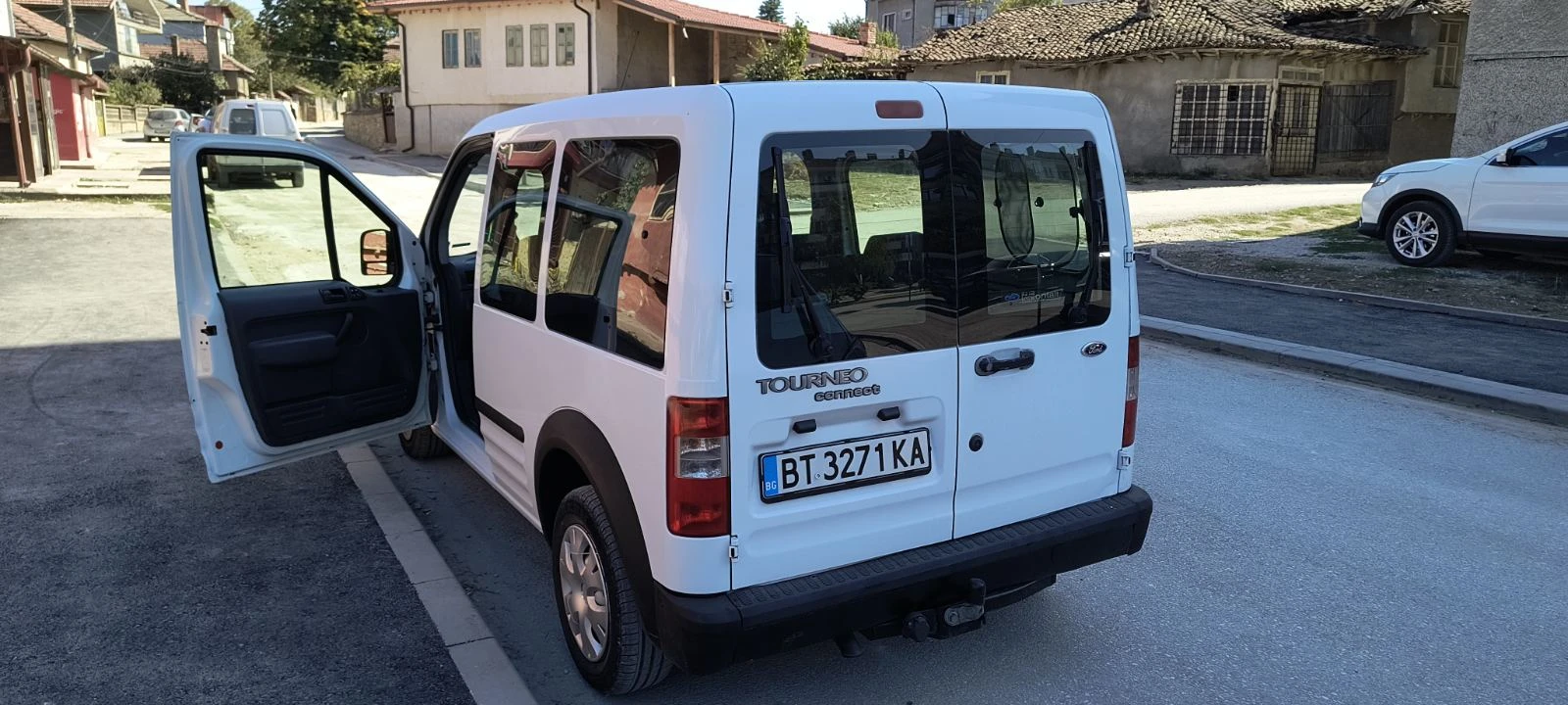 Ford Tourneo Connect  - изображение 3