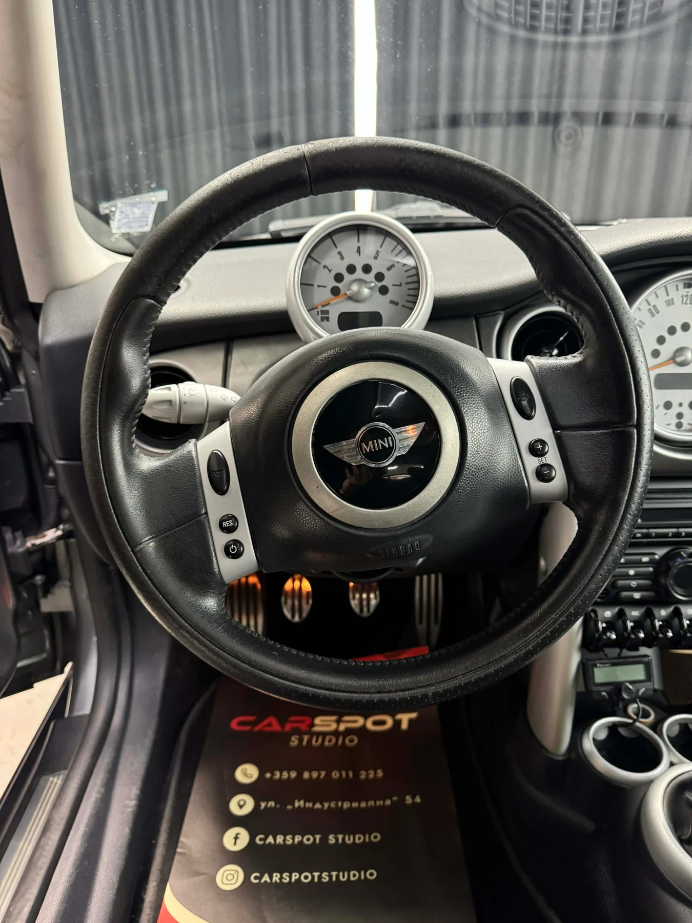 Mini Cooper s Кожа , клима , панорама - изображение 8