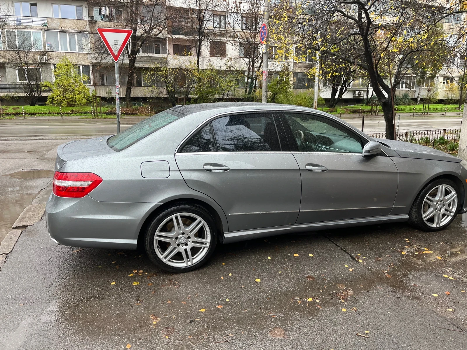 Mercedes-Benz E 500 | Mobile.bg � ����������� 12