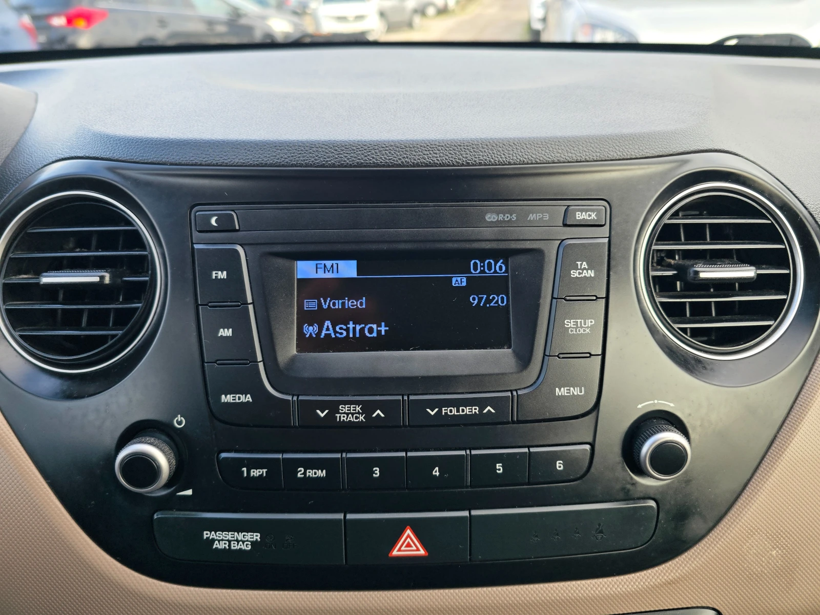 Hyundai I10 1.0I-67K.C-EURO6B-FACE | Mobile.bg � ����������� 15