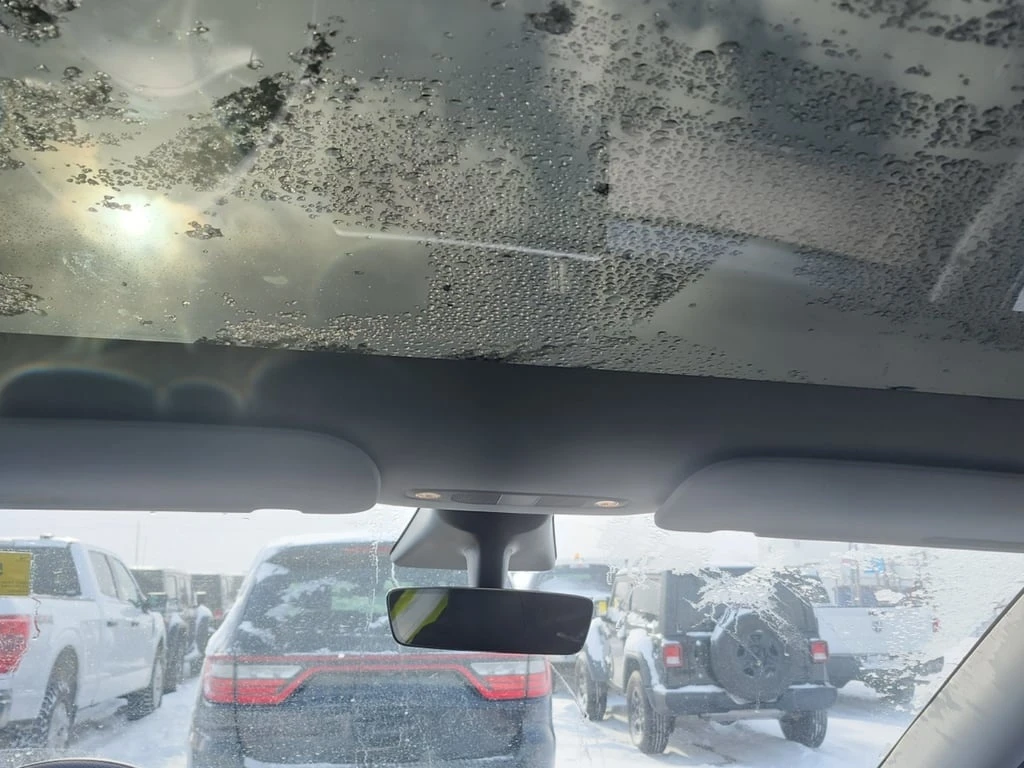 Tesla Model Y * LONG RANGE * CARFAX * ��� ������������ ������ | Mobile.bg � ����������� 12