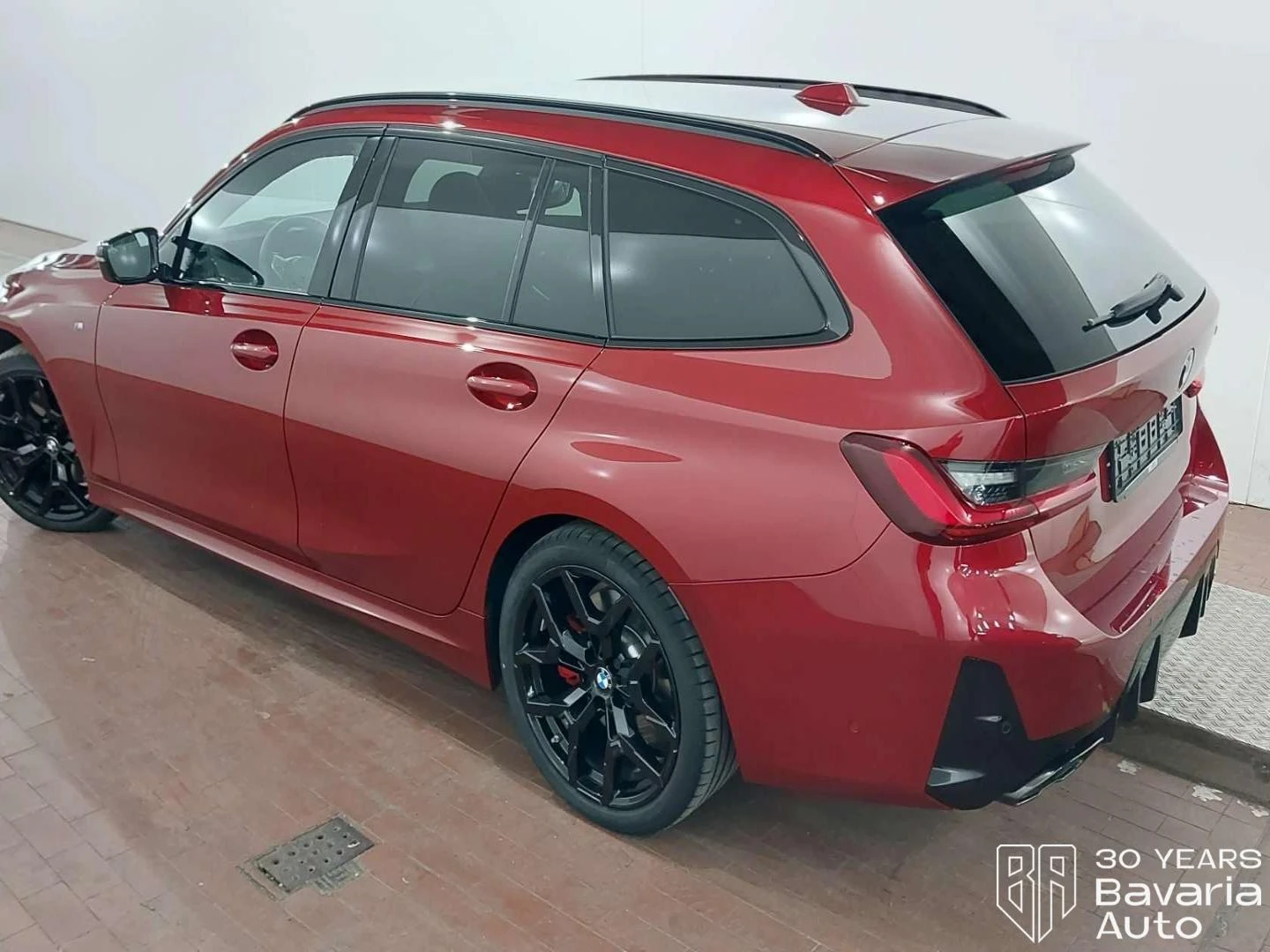 BMW 340 M340i xDrive Touring Sportautomatic - изображение 2