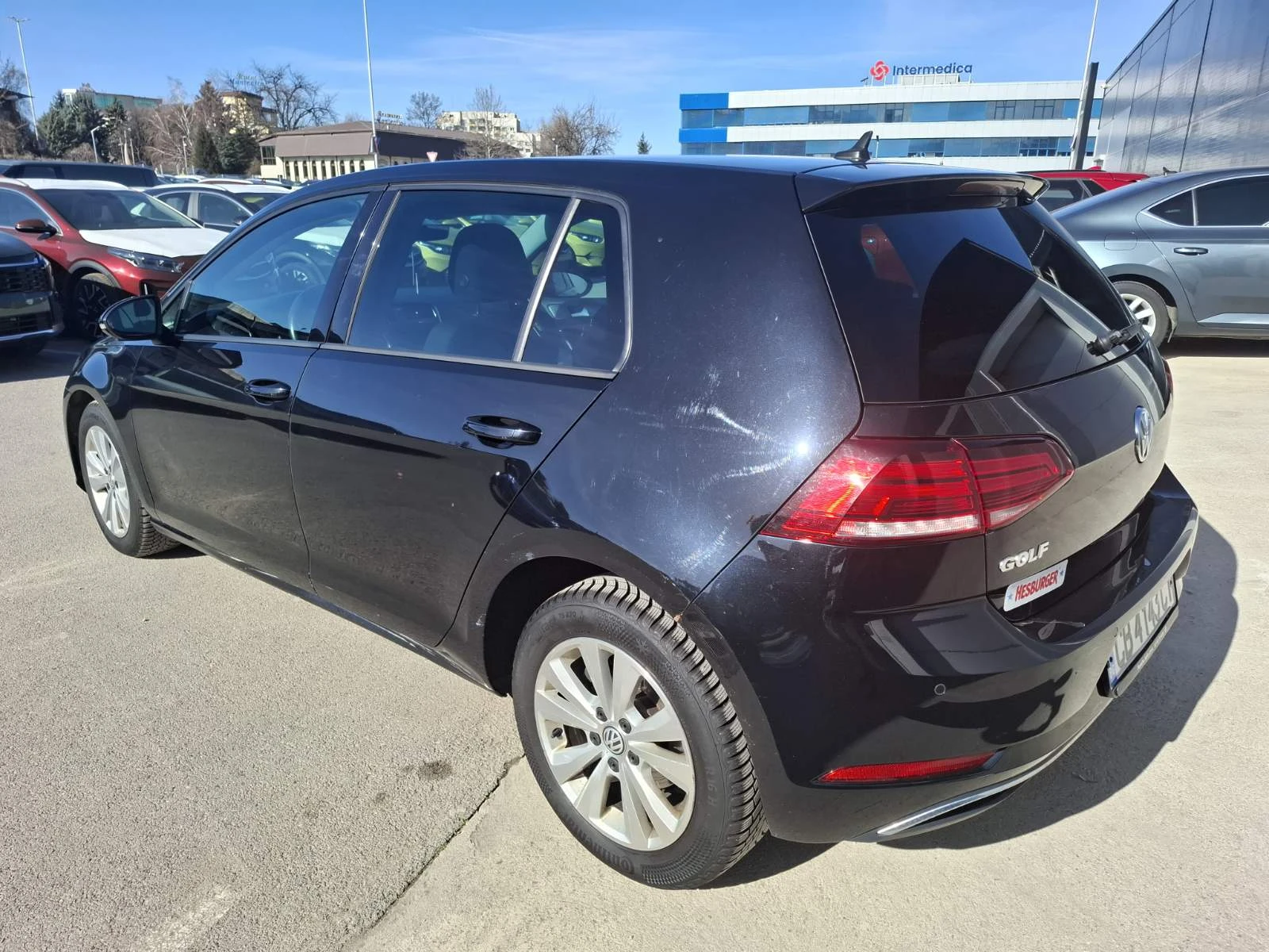 VW Golf 1.6 tdi , снимка 6 - Автомобили и джипове - 53770950