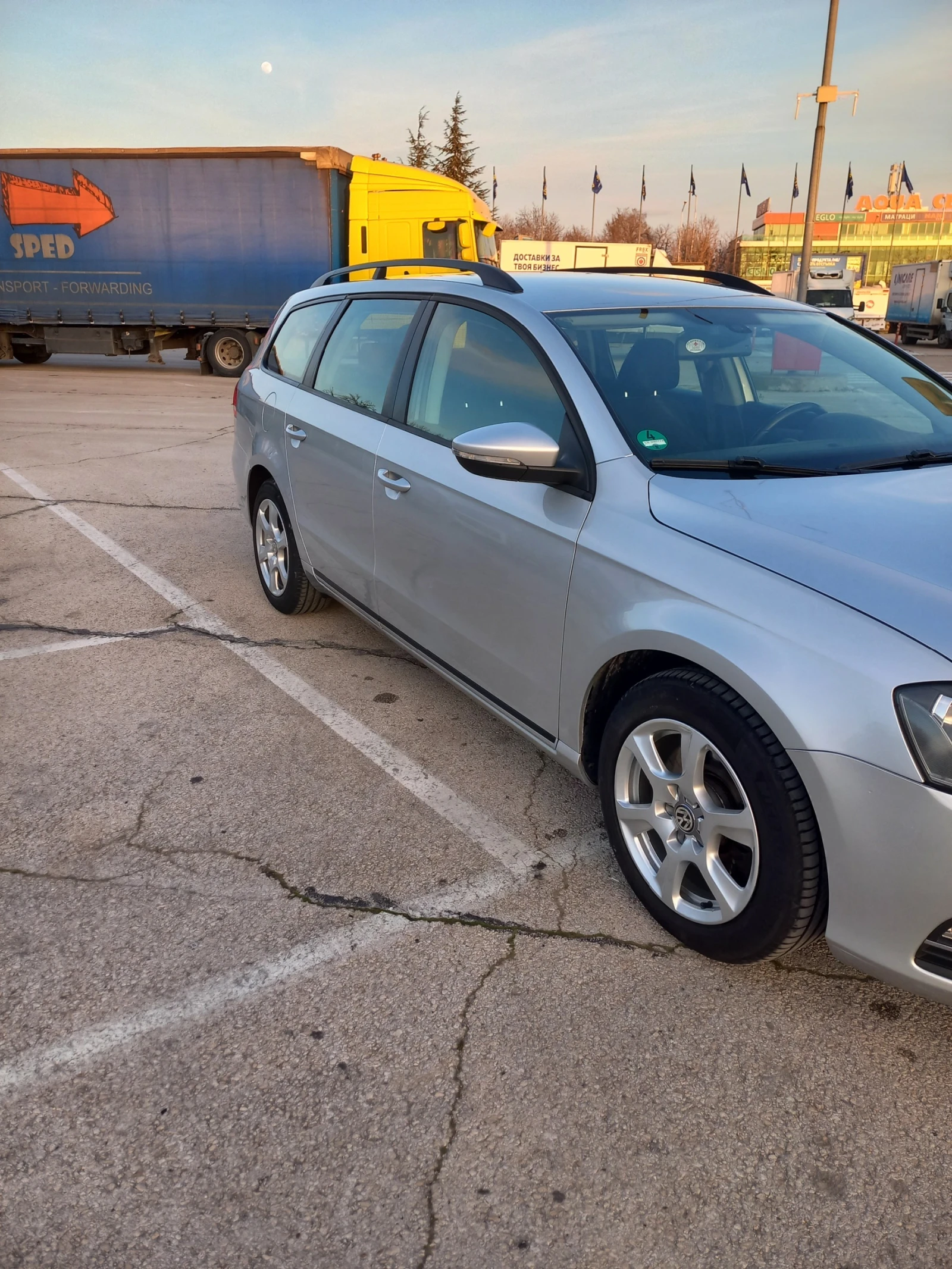 VW Passat 2.0 TDI , снимка 3 - Автомобили и джипове - 54099577