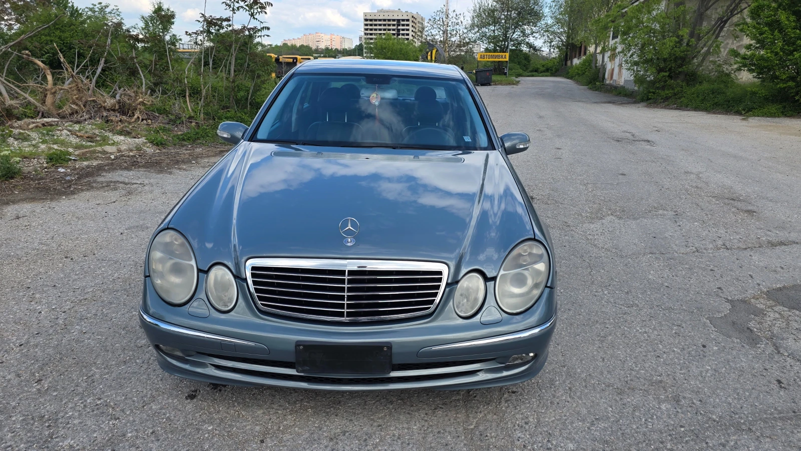 Mercedes-Benz E 270 2.7cdi, снимка 11 - Автомобили и джипове - 54402008