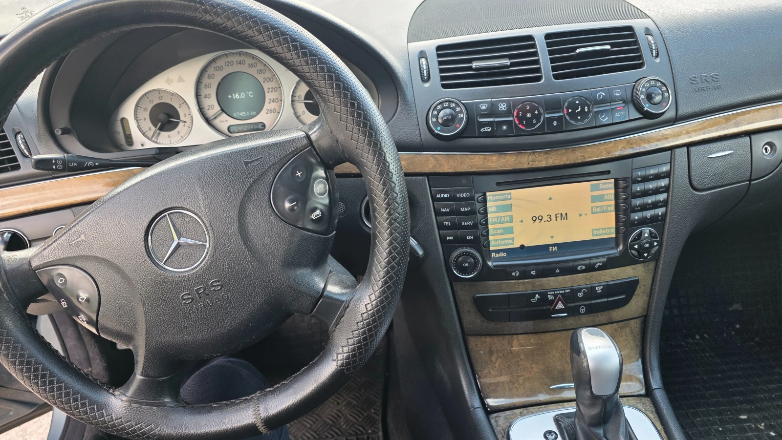 Mercedes-Benz E 270 2.7cdi, снимка 6 - Автомобили и джипове - 54402008