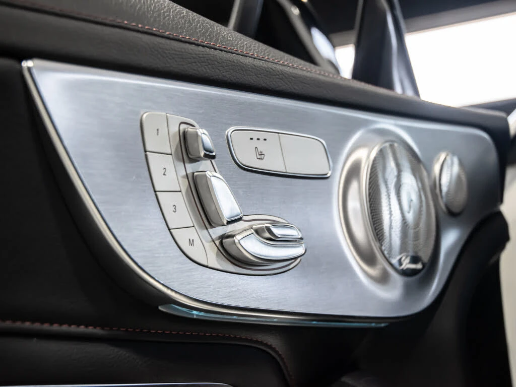 Mercedes-Benz C 43 AMG Coupe 4MATIC, снимка 10 - Автомобили и джипове - 54577740